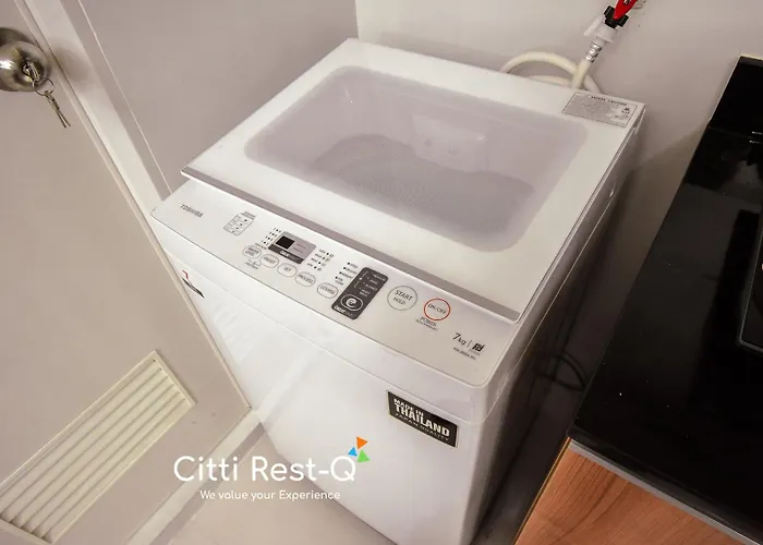 Budget In Pinas Wifi & Netflix Hm3 Aparthotel Manila